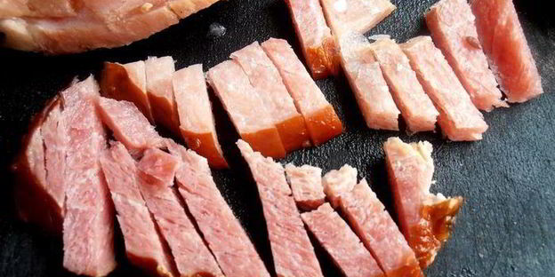 быстрое рагу с колбасками и фасолью