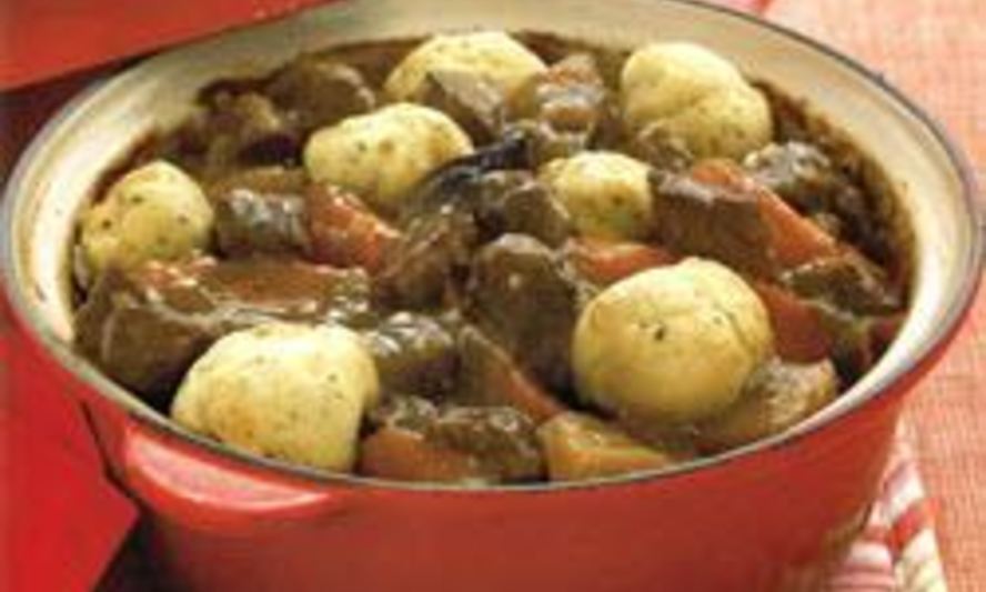 Рецепт домашнего рагу из говядины с клецками