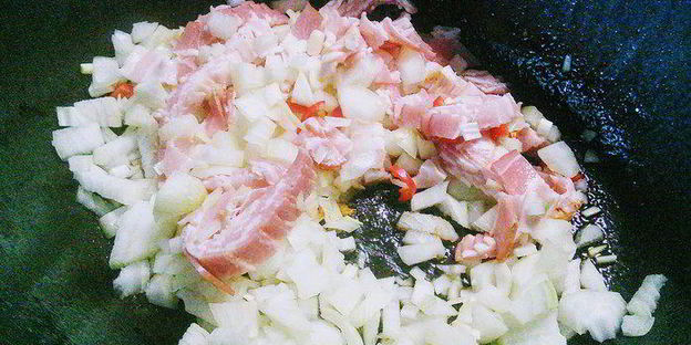 говяжье рагу в томатно-сливочном соусе