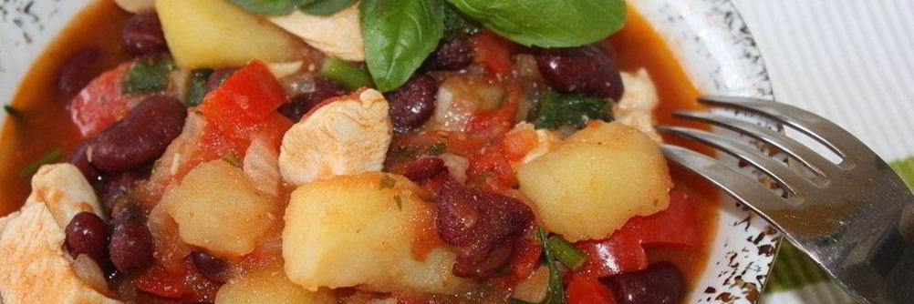 Мексиканское овощное рагу с куриным филе