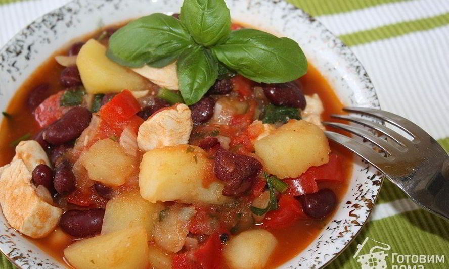 Рецепт мексиканского овощного рагу с куриным филе