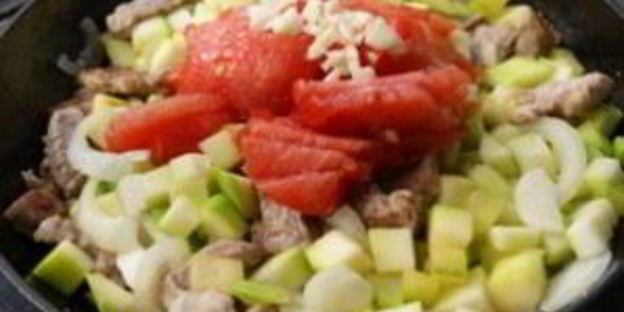 мясное рагу с кабачками