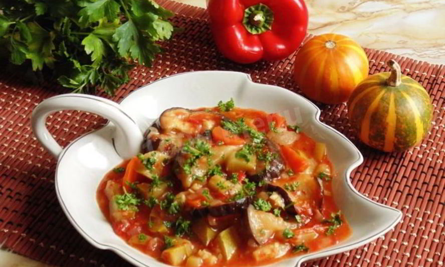 Рецепт овощного рагу с баклажанами на зиму