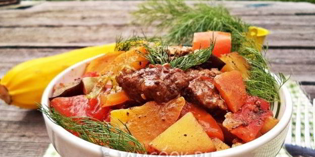 овощное рагу с фаршем и кабачками