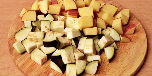 овощное рагу с фаршем и кабачками