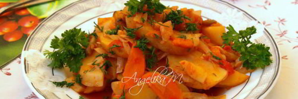 Овощное рагу с кабачками и капустой