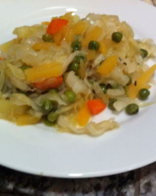 Овощное рагу с капустой