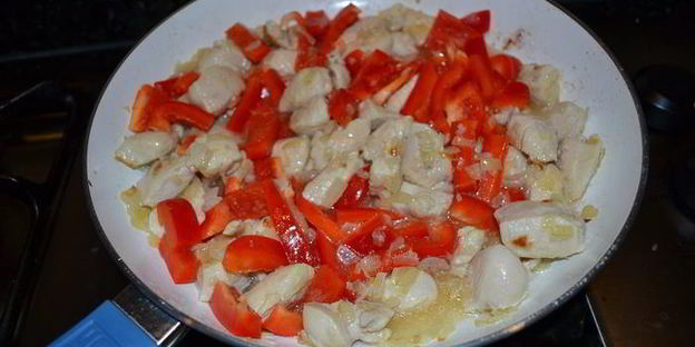 овощное рагу с куриным филе