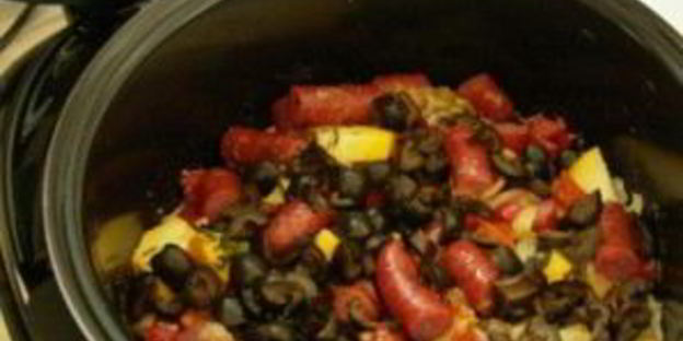 овощное рагу с охотничьими колбасками