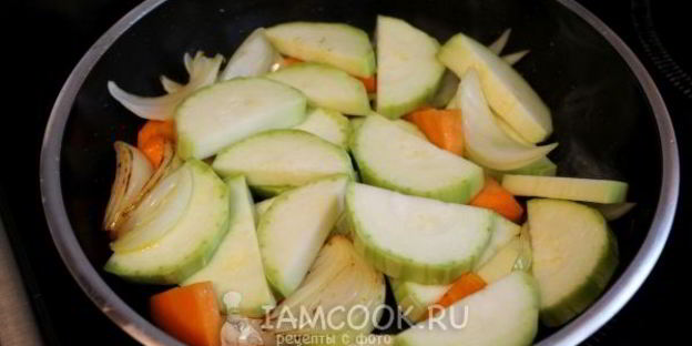 овощное рагу с цветной капустой и кабачками