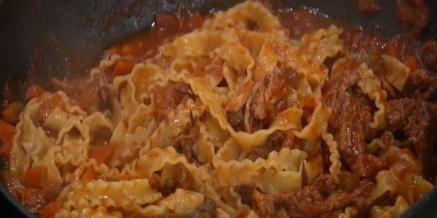 паста с рагу из утки