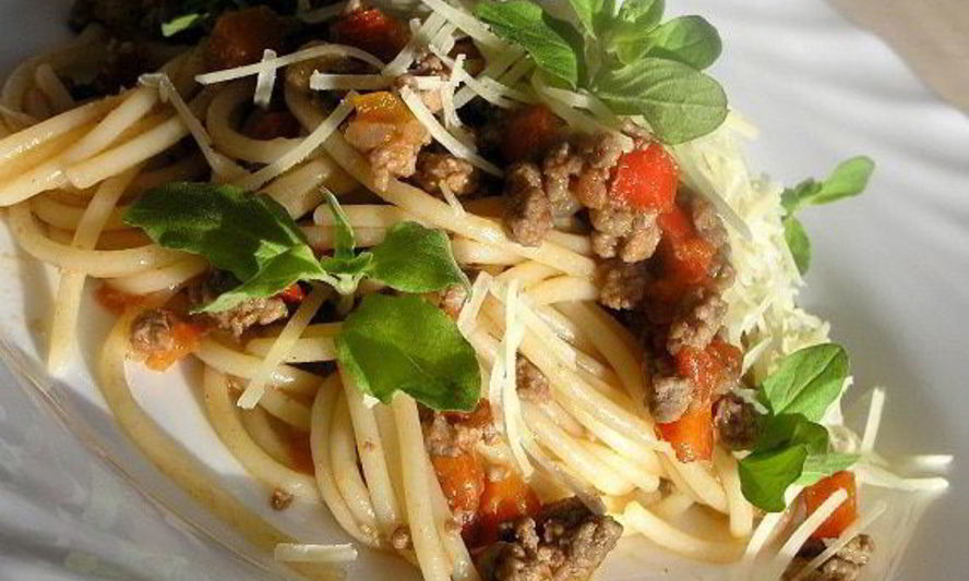 Рецепт пасты торкио с рагу из ягненка и сладким перцем