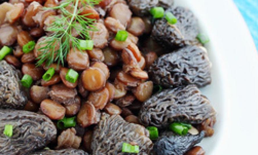 Рецепт рагу из чечевицы со сморчками и луком