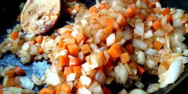 рагу из говядины с подливой, запеченное под фольгой homequeen