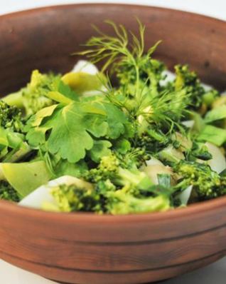 Зеленое картофельное рагу