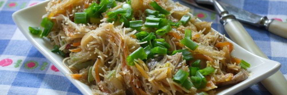 Рисовая лапша с овощами