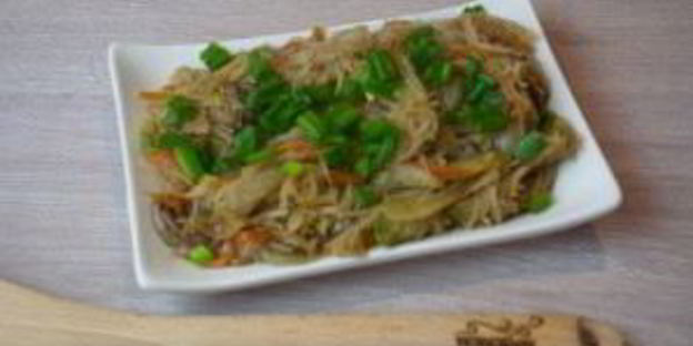 рисовая лапша с овощами