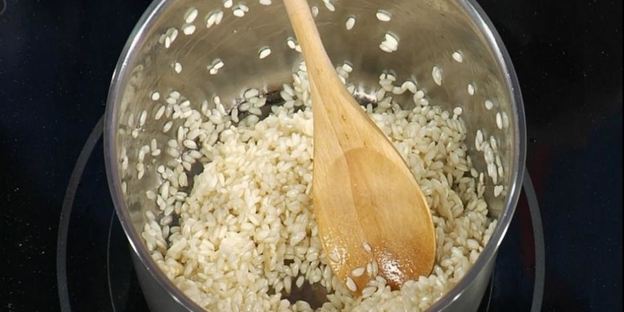 ризотто по-милански