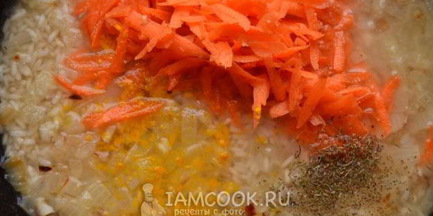 ризотто с курицей и овощами