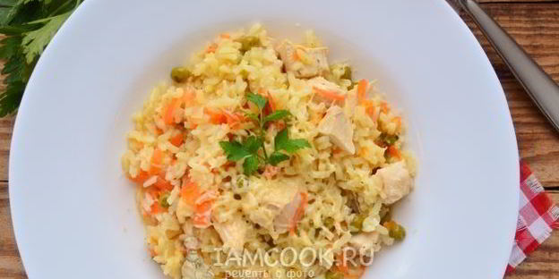 ризотто с курицей и овощами