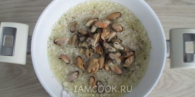 ризотто с мидиями