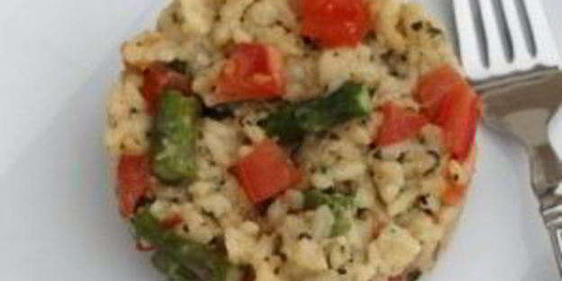 ризотто с помидорами и спаржей