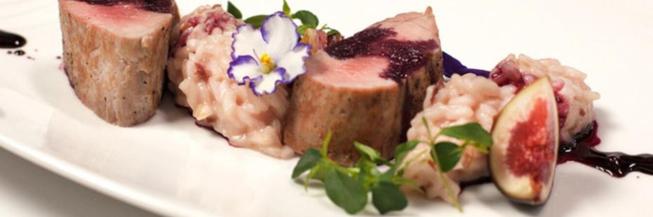 Телятина с вишневым ризотто