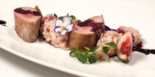 телятина с вишневым ризотто