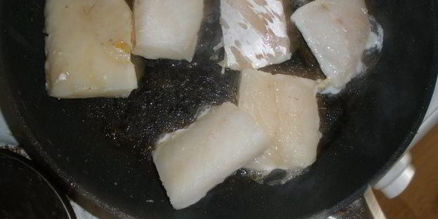 гратен из хека и цветной капусты