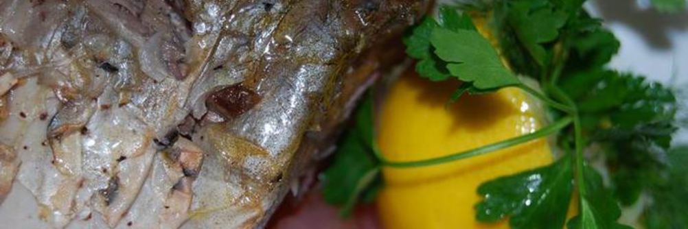 Карп в красном вине