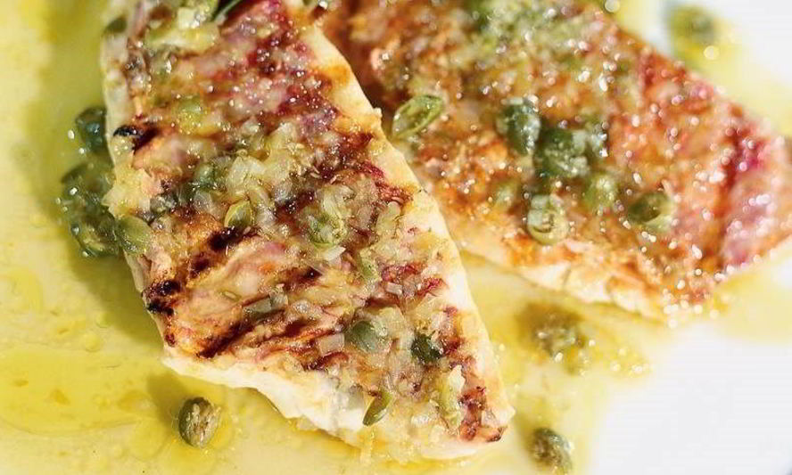 Рецепт кефали под лимонно-апельсиновым соусом