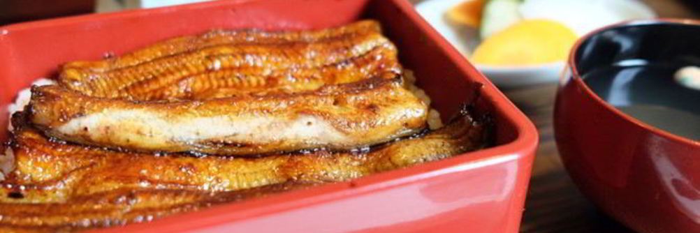 Кета, запеченная в духовке с овощами