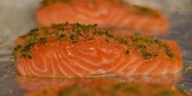 кета, запеченная в духовке