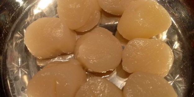 морские гребешки в слоеном тесте