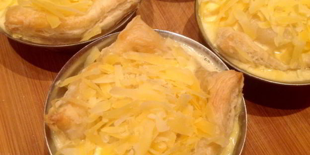 морские гребешки в слоеном тесте