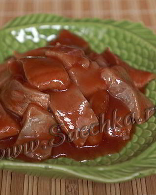 Селедка в томатном соусе