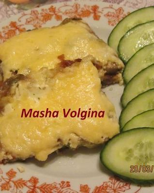 Сом запеченный с кабачками