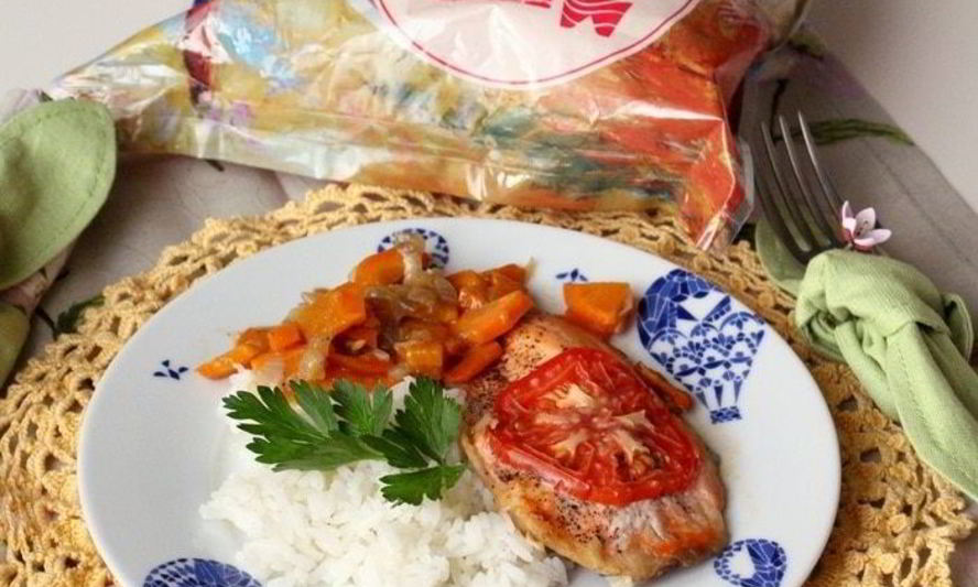 Рецепт тилапии на овощной подушке