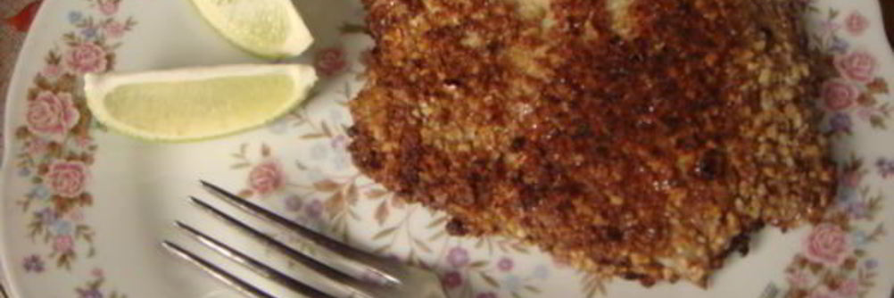 Тилапия в ореховой панировке