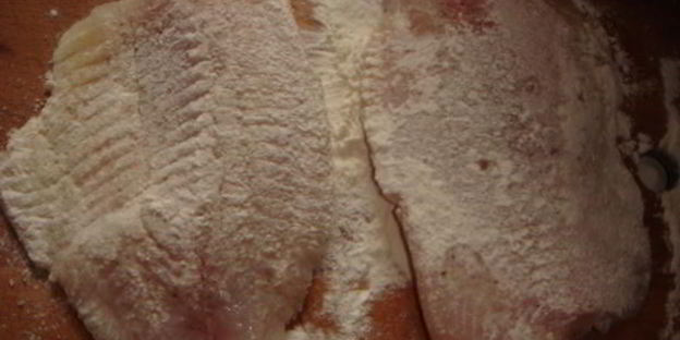 тилапия в ореховой панировке