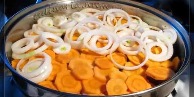 тушеная рыба с овощами