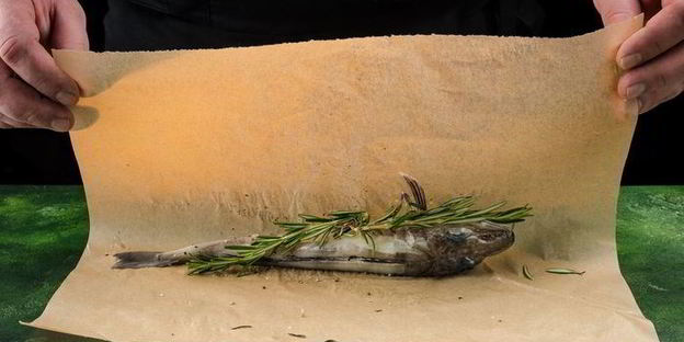 запеченная ледяная рыба с розмарином