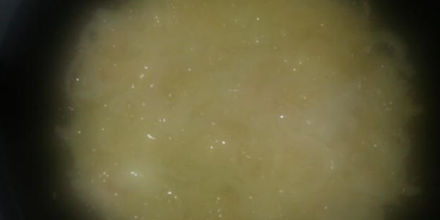 зеркальный карп в утятнице экзотический