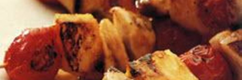 Куриный шашлык в лимонном маринаде с ананасом