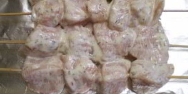 куриные шашлычки на шпажках в духовке для детей