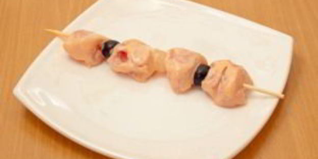 шашлычки домашние, маринованные в розовом соусе