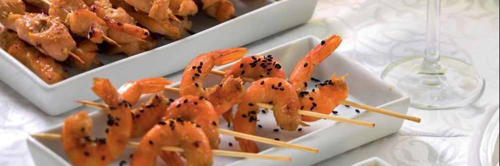 Шашлычки из курицы и креветок