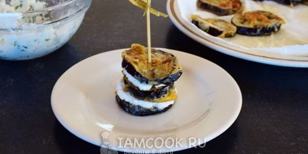 шашлык из баклажана в кляре с сыром