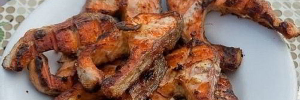 Шашлык из форели с лимоном и специями