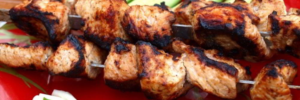 Шашлык из индейки маринованной в малиновом уксусе